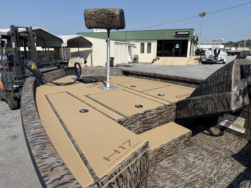 Slide: The Image of Xpress Hyper-Lift Bass Series H17 2026 - 7