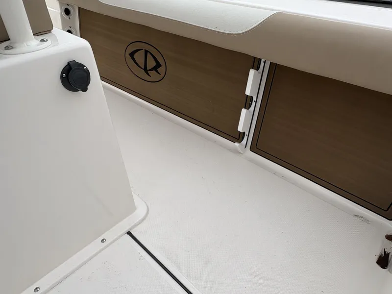 Slide: The Image of Sea Born LX LX24 2025 - 11