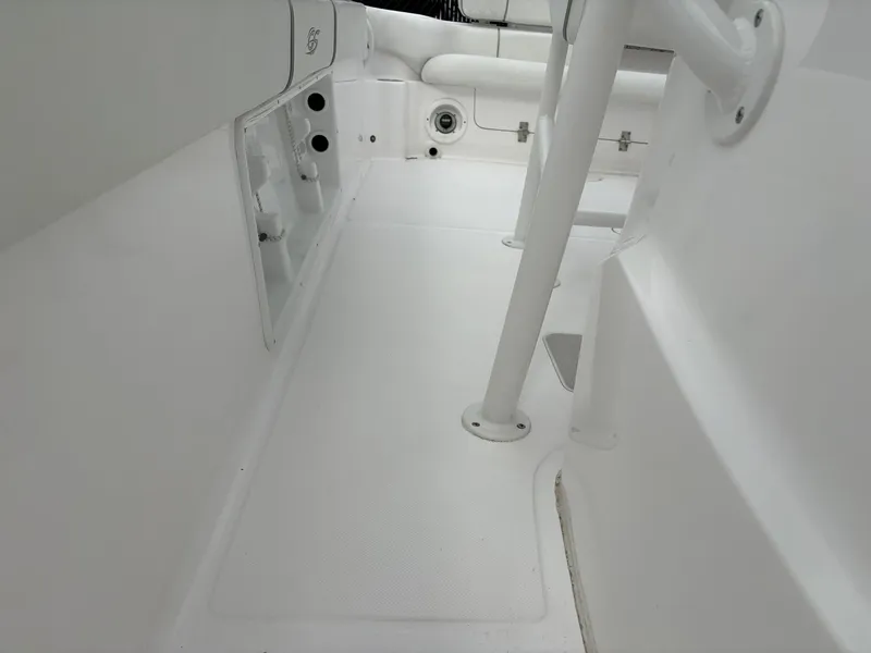 Slide: The Image of Glasstream 240ccx 2024 - 21