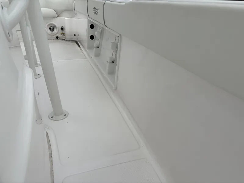 Slide: The Image of Glasstream 240ccx 2024 - 22