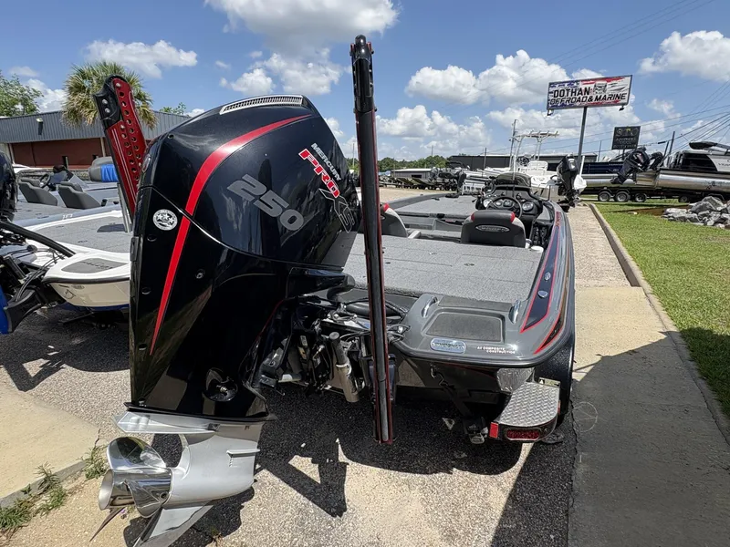 Slide: The Image of Phoenix Bass Boat 920 Elite 2023 - 4