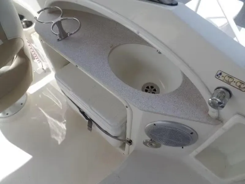 Slide: The Image of Stingray 214 LR 2019 - 11