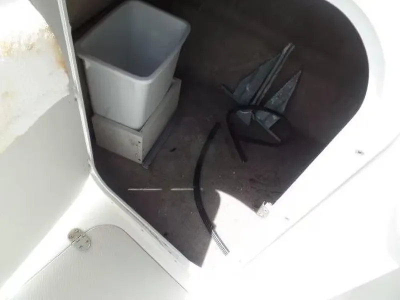 Slide: The Image of Stingray 214 LR 2019 - 15