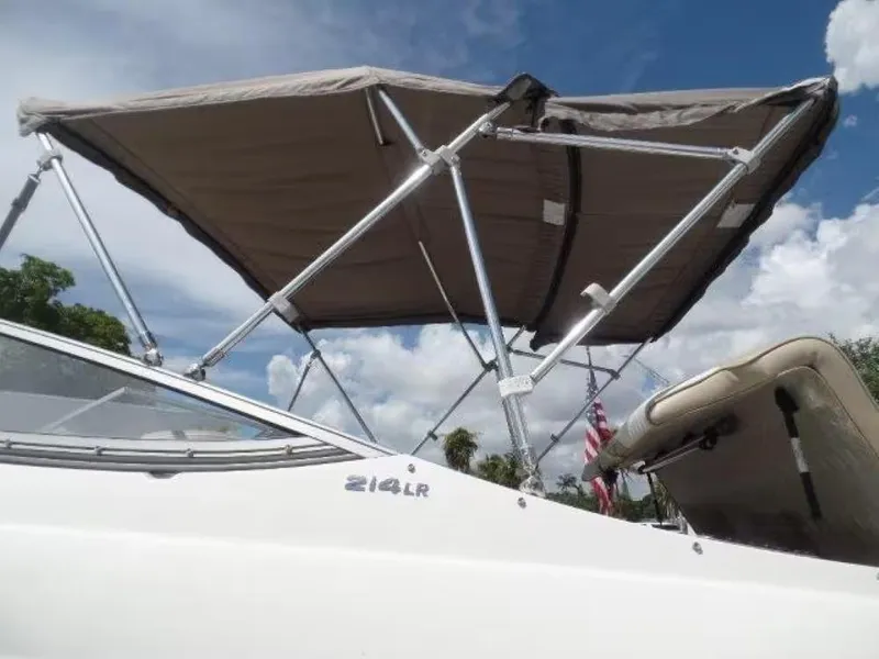 Slide: The Image of Stingray 214 LR 2019 - 4