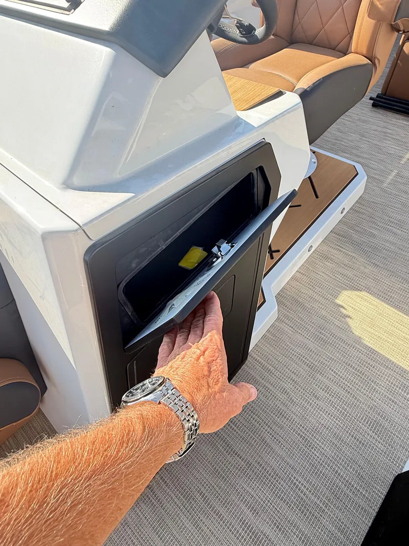 Slide: The Image of Veranda VX25DCVL 2025 - 15