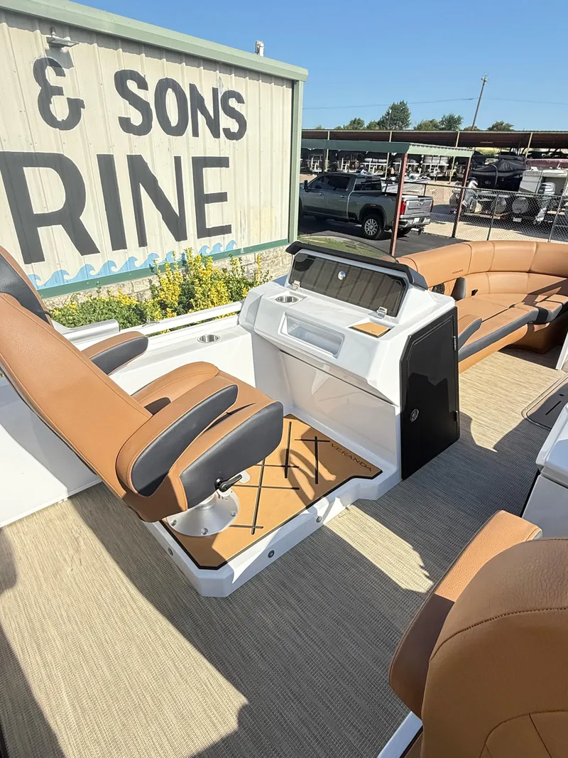 Slide: The Image of Veranda VX25DCVL 2025 - 22