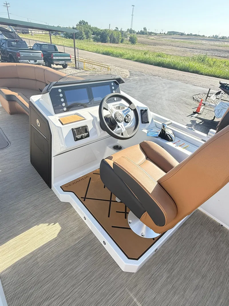 Slide: The Image of Veranda VX25DCVL 2025 - 25