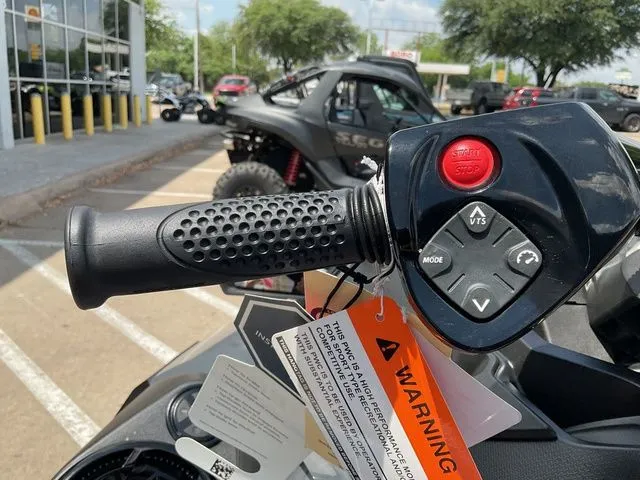 Slide: The Image of Sea-Doo RXT-X 2025 - 18