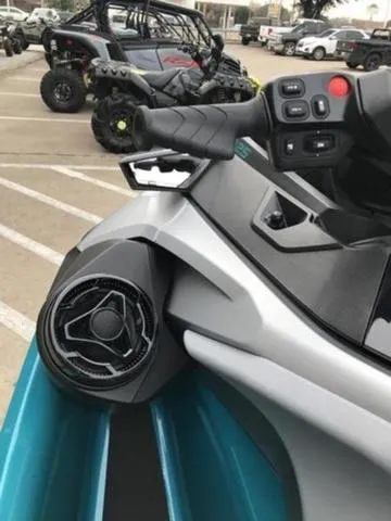 Slide: The Image of Sea-Doo GTX 2025 - 11