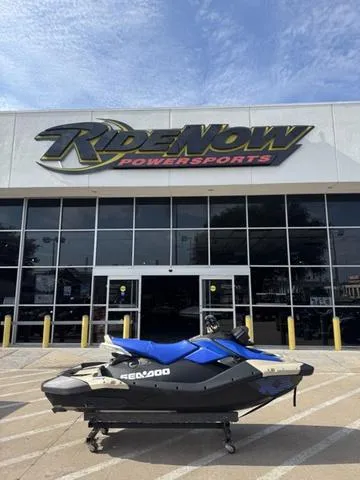 The Image of Sea-Doo Spark Trixx for 3 2025 - 1