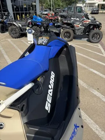 Slide: The Image of Sea-Doo Spark Trixx for 3 2025 - 10