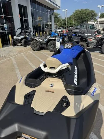 Slide: The Image of Sea-Doo Spark Trixx for 3 2025 - 12