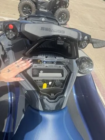 Slide: The Image of Sea-Doo GTX™ 170 Tech, Audio, iDF, iBR 2025 - 15