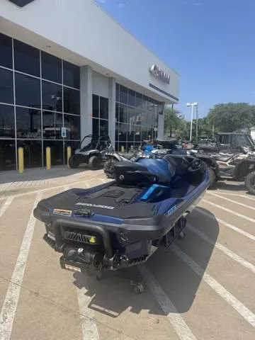 Slide: The Image of Sea-Doo GTX™ 170 Tech, Audio, iDF, iBR 2025 - 8