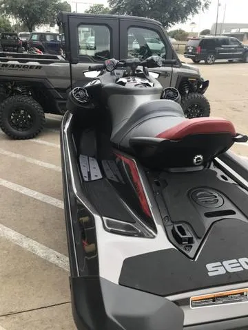 Slide: The Image of Sea-Doo GTR 2025 - 9
