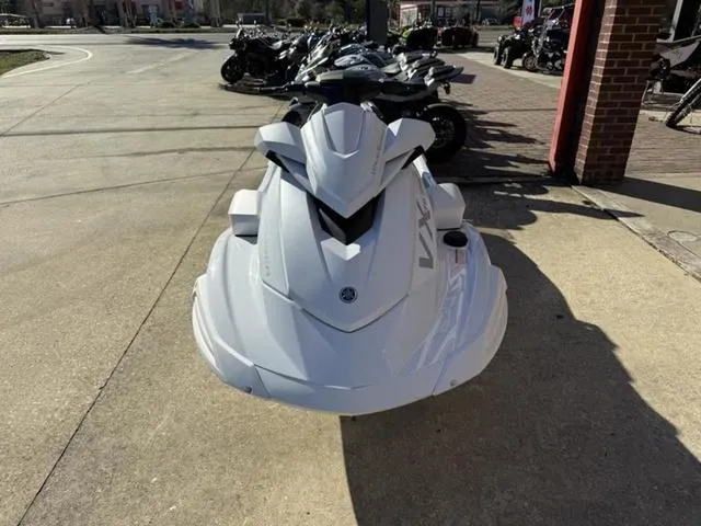 Slide: The Image of Yamaha VX1900B-BB 2025 - 3