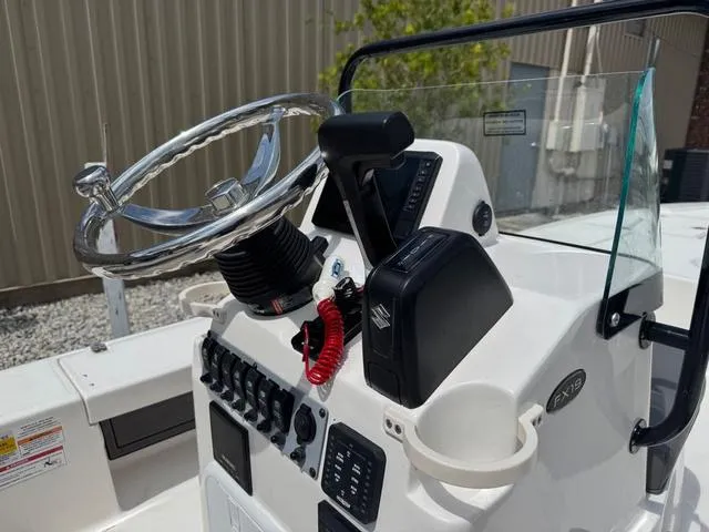 Slide: The Image of Spyder FX19 Vapor 2026 - 12