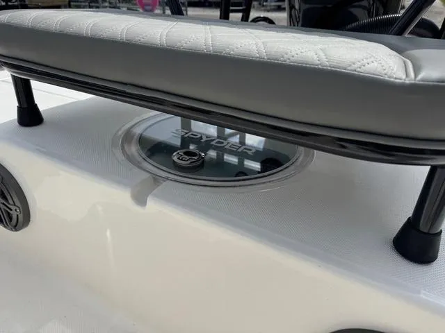 Slide: The Image of Spyder FX19 Vapor 2026 - 20