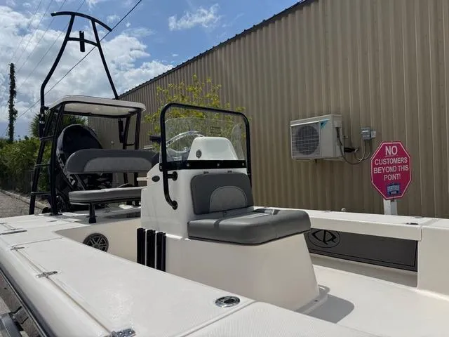 Slide: The Image of Spyder FX19 Vapor 2026 - 5