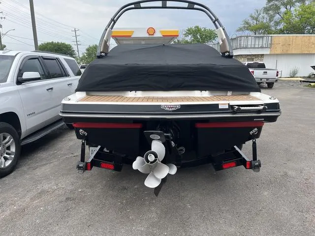 Slide: The Image of Chaparral 227 SSX 2017 - 3