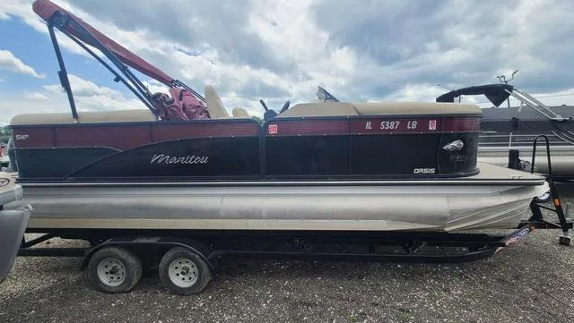 Slide: The Image of Manitou 23 Oasis RF SHP 373 2022 - 4