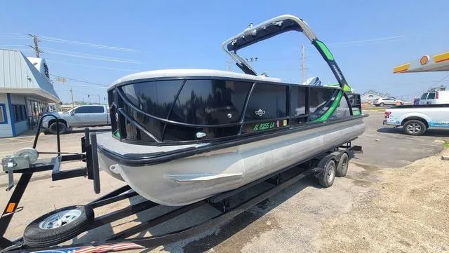 Slide: The Image of South Bay 523RS Arch 3.0 2021 - 3