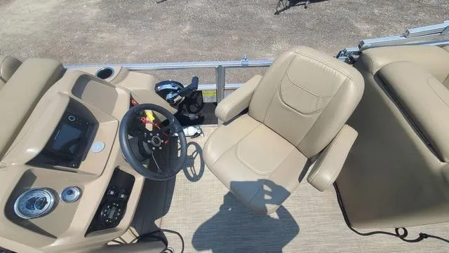 Slide: The Image of Starcraft 22 LX 2022 - 13