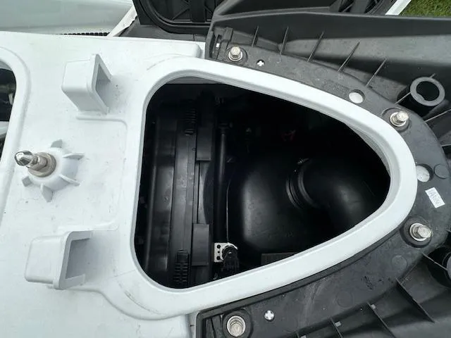 Slide: The Image of Yamaha VX CRUISER HO 2024 - 12