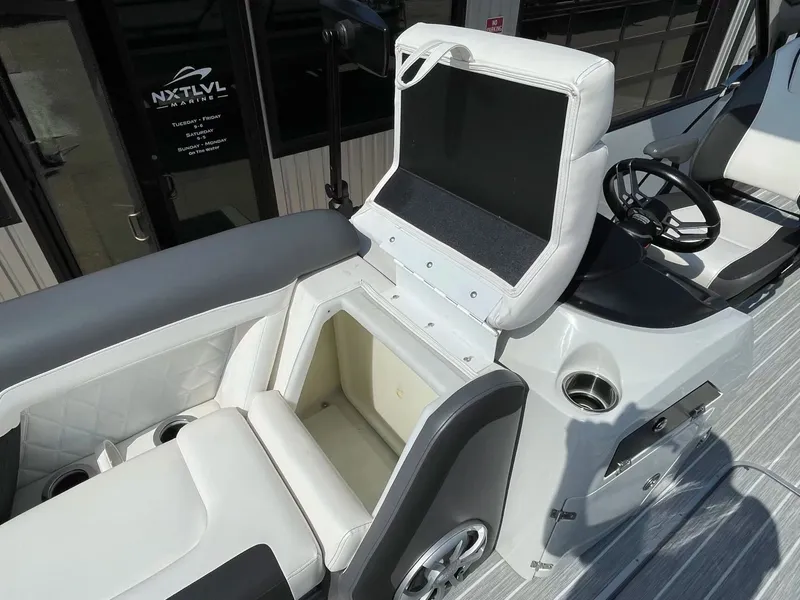 Slide: The Image of Trifecta 23 UL SS 3.0 2022 - 17