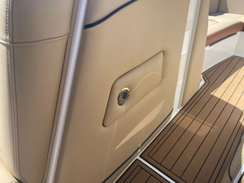 Slide: The Image of Nautique G23 2019 - 13