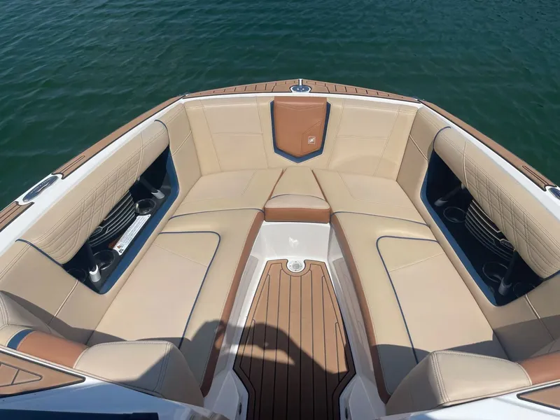 Slide: The Image of Nautique G23 2019 - 21