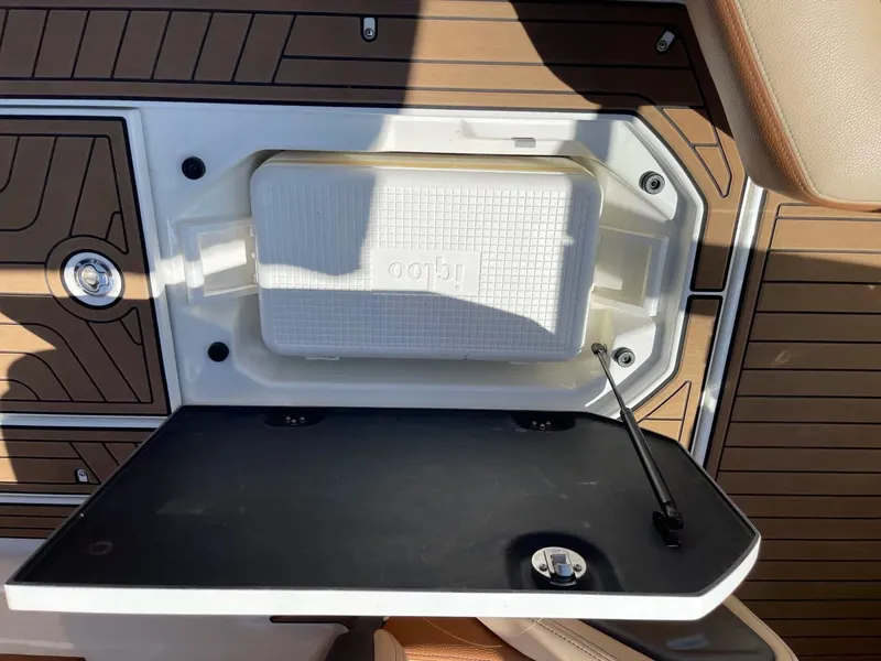 Slide: The Image of Nautique G23 2019 - 24