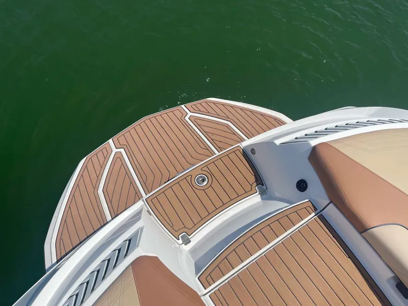 Slide: The Image of Nautique G23 2019 - 26