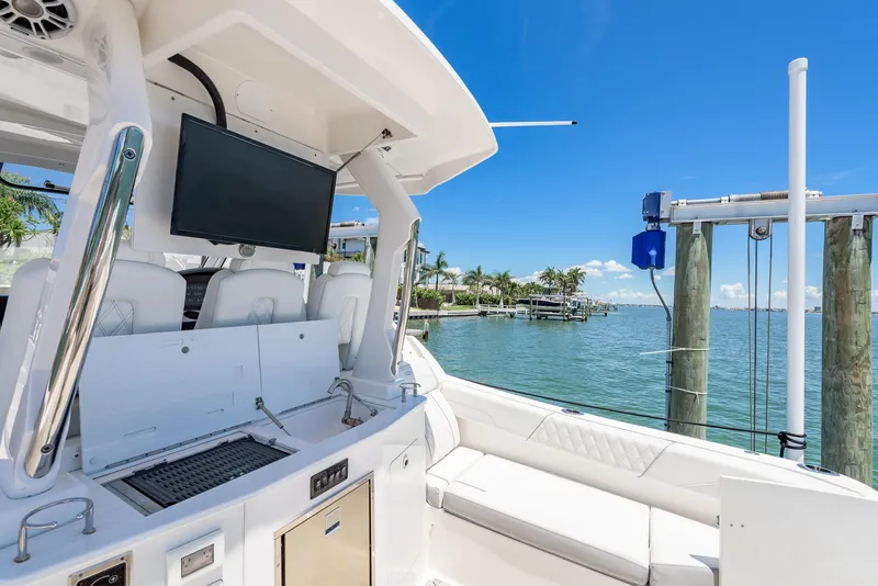 Slide: The Image of Manufacturer Provided Image - 16