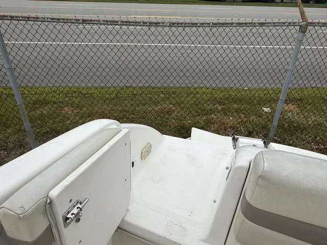 Slide: The Image of Chaparral 215 SSi 2004 - 13