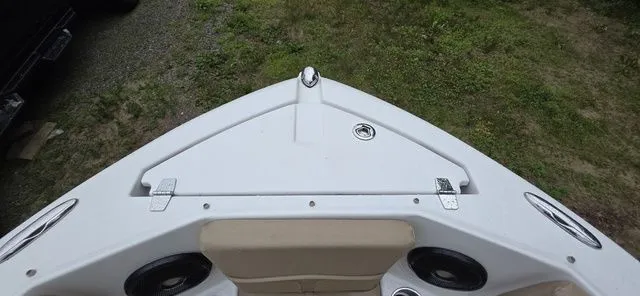 Slide: The Image of Four Winns 210 Horizon 2013 - 19