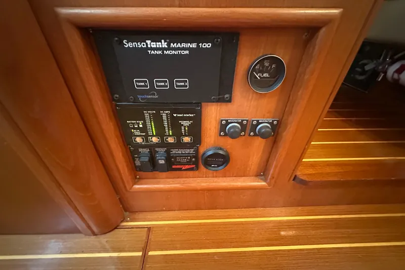 Slide: The Image of Control panel of a 2002 Hunter 410 yacht with SensaTank Marine 100 system. - 26