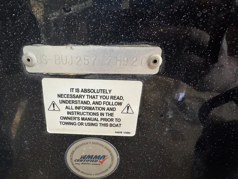 Slide: The Image of 2020 Nitro ZV19 Sport boat identification plate and safety warning label. - 5