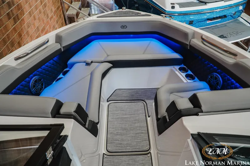 Slide: The Image of Cobalt R6 2026 - 18