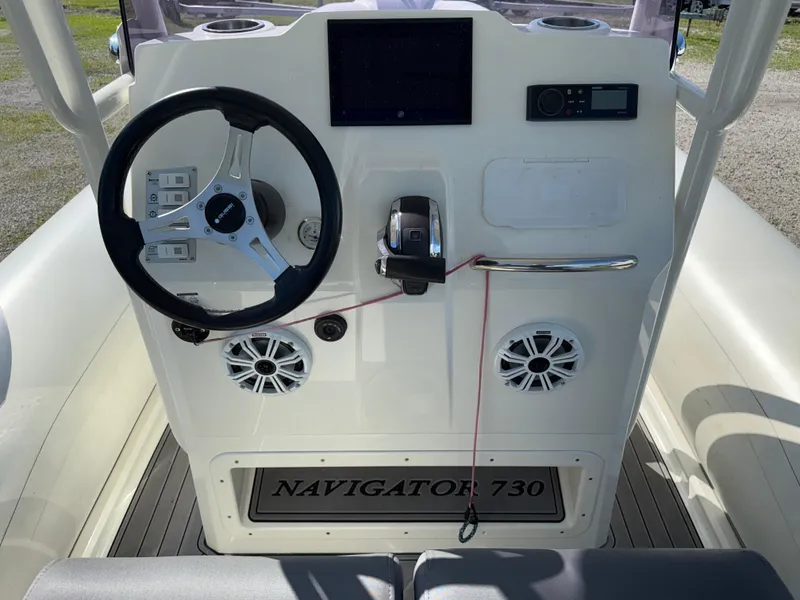 Slide: The Image of Brig 730 Navigator 2020 - 12