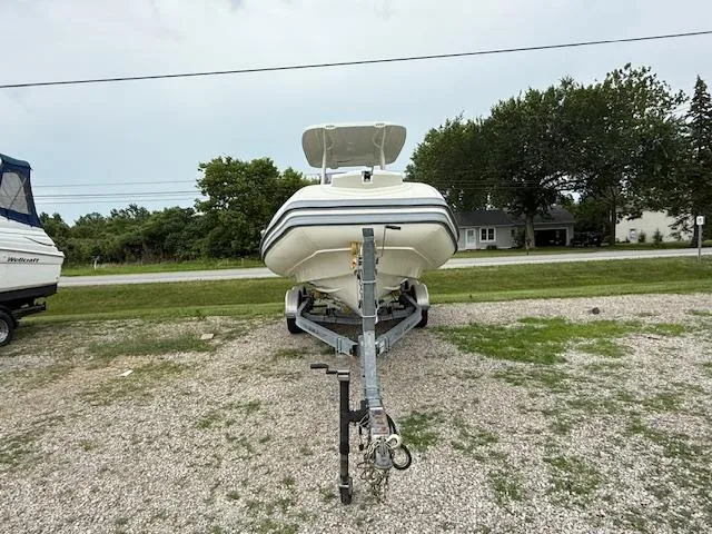 Slide: The Image of Brig 730 Navigator 2020 - 4