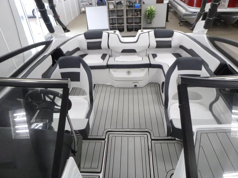 Slide: The Image of 2025 Yamaha Boats 195S interior with sleek seating and modern design. - 6
