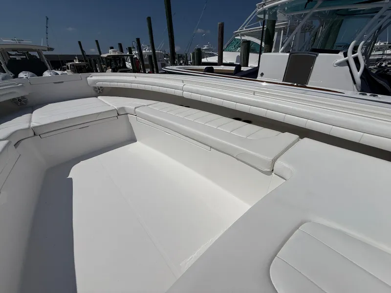 Slide: The Image of Regulator Marine 34SS 2017 - 51