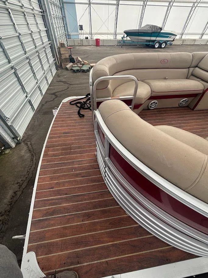 Slide: The Image of 2014 South Bay 524CR 13 - 13