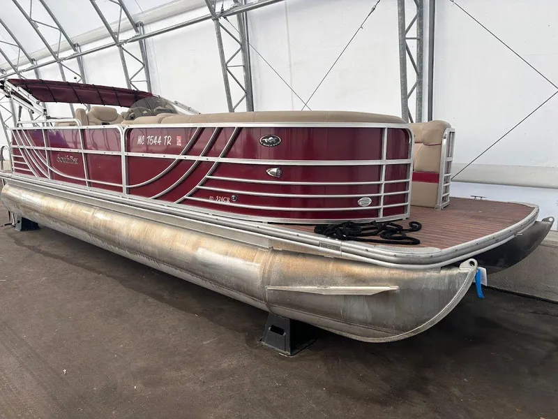 Slide: The Image of 2014 South Bay 524CR 3 - 3