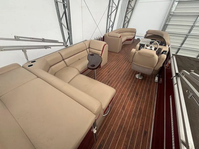 Slide: The Image of 2014 South Bay 524CR 5 - 5