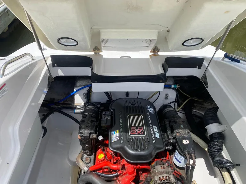 Slide: The Image of Engine compartment of 2007 Four Winns 240 Horizon boat with Volvo Penta 5.0 GXi engine. - 12