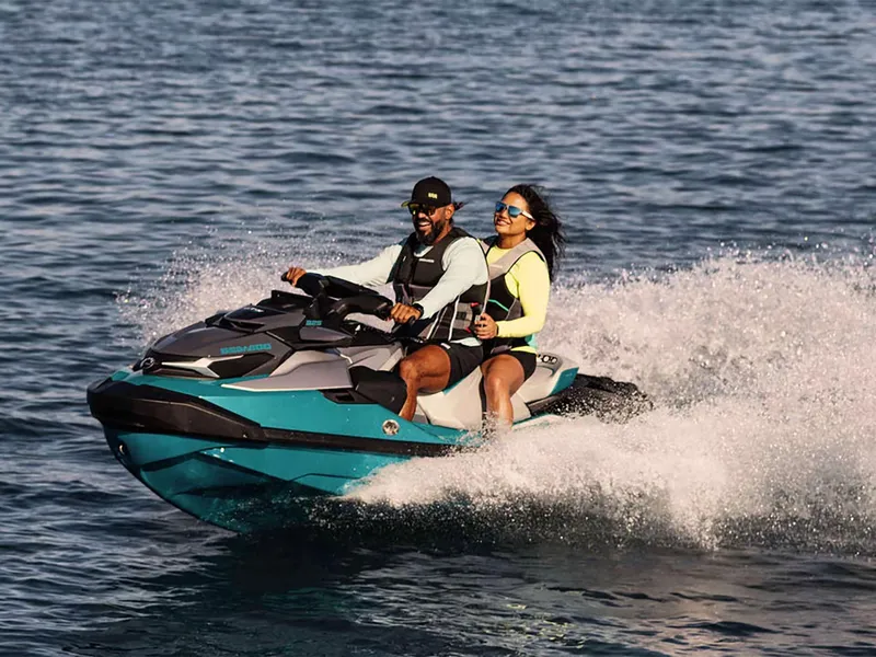 Slide: The Image of Sea-Doo GTX Limited 325 2025 - 6