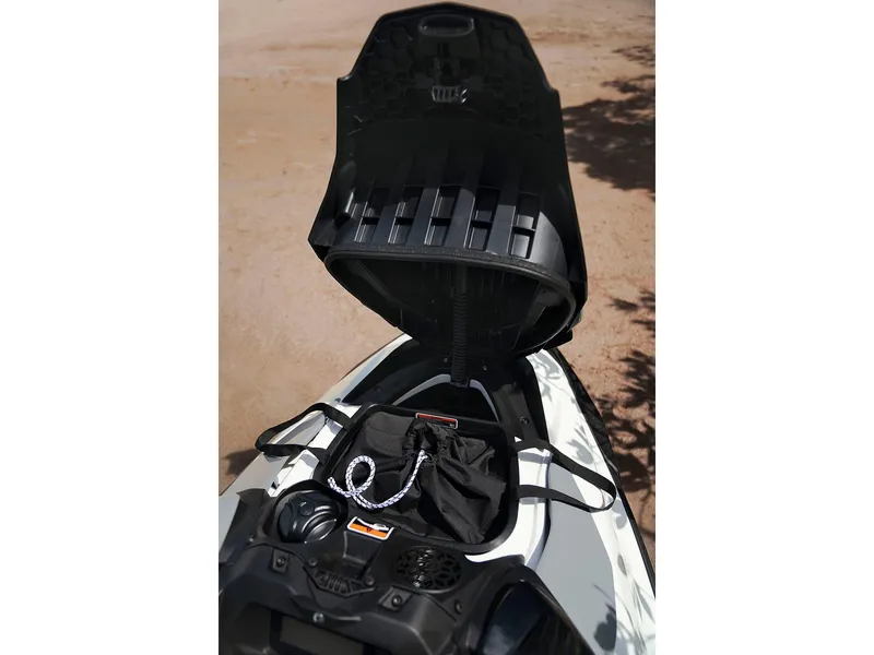 Slide: The Image of Sea-Doo GTI 130 2025 - 11