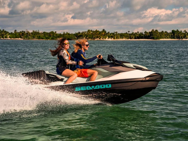 Slide: The Image of Sea-Doo GTI 130 2025 - 13